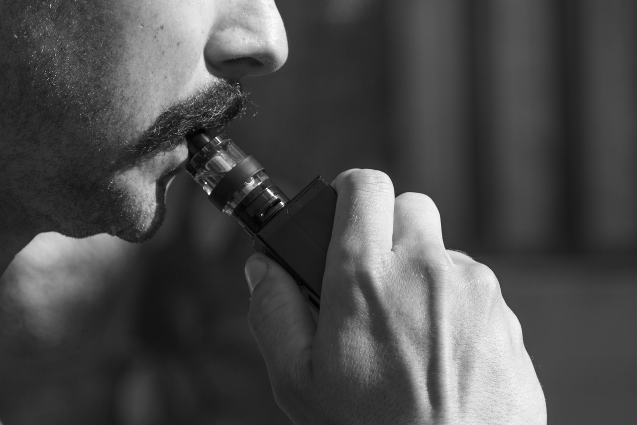 Les meilleurs chargeurs pour vos batteries d’e-cigarettes