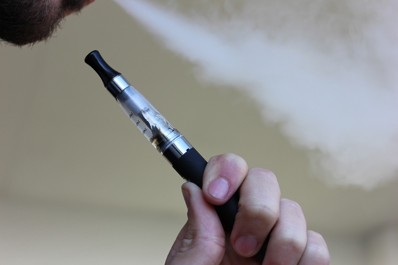 Une e-cigarette